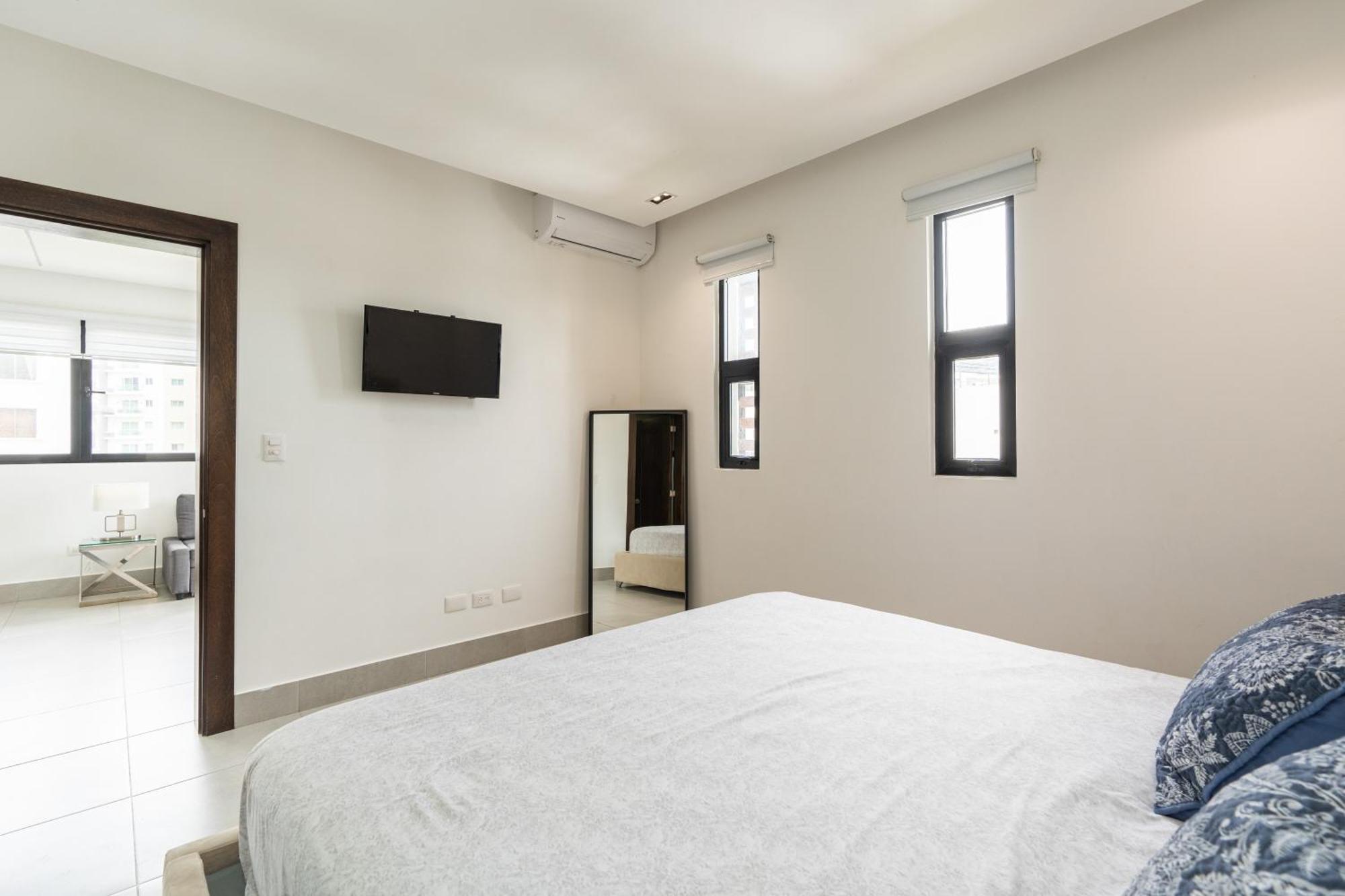 Modern Luxury Condo With Rooftop Pool & Gym Santiago De Los Caballeros Extérieur photo