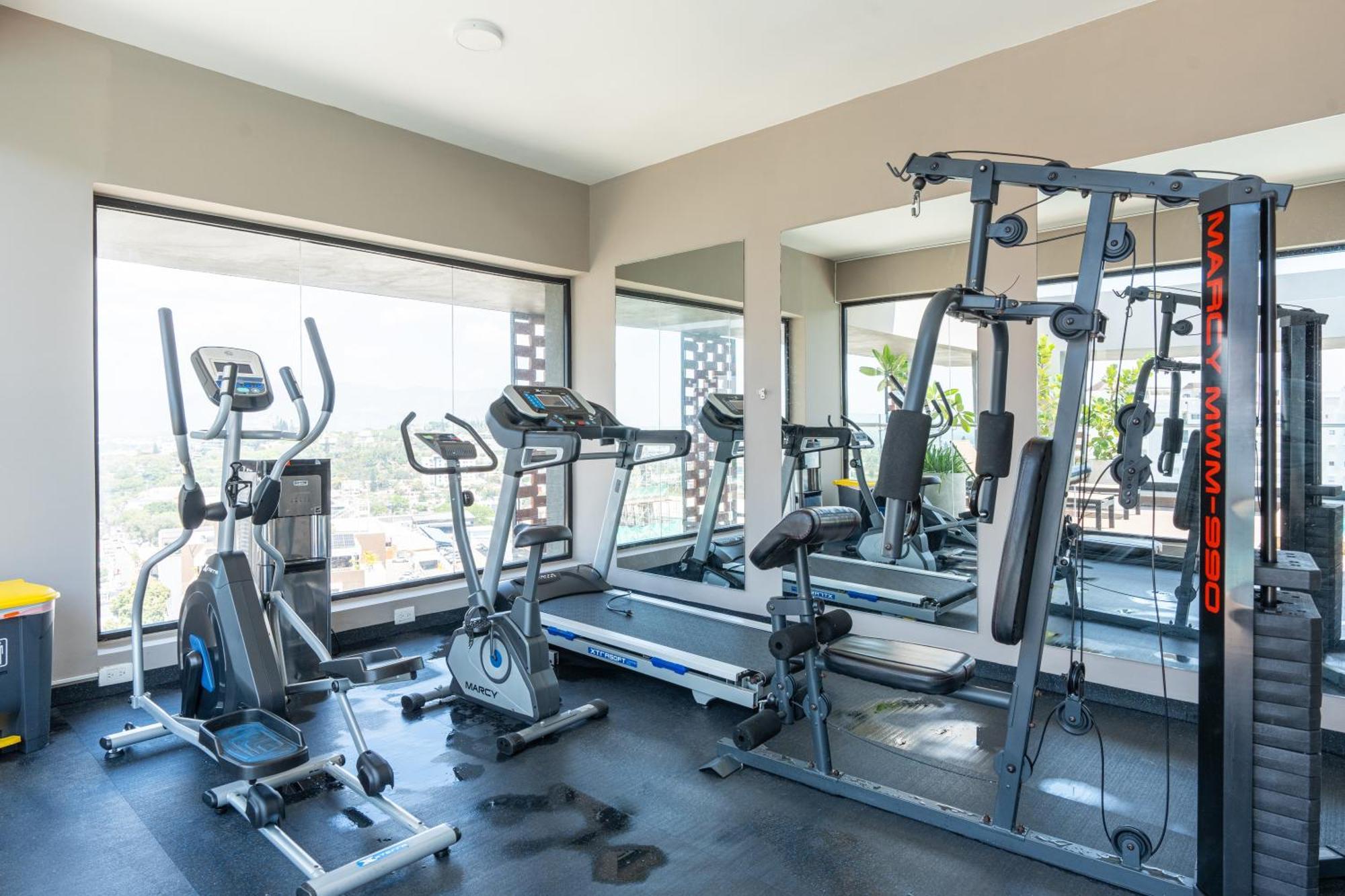 Modern Luxury Condo With Rooftop Pool & Gym Santiago De Los Caballeros Extérieur photo